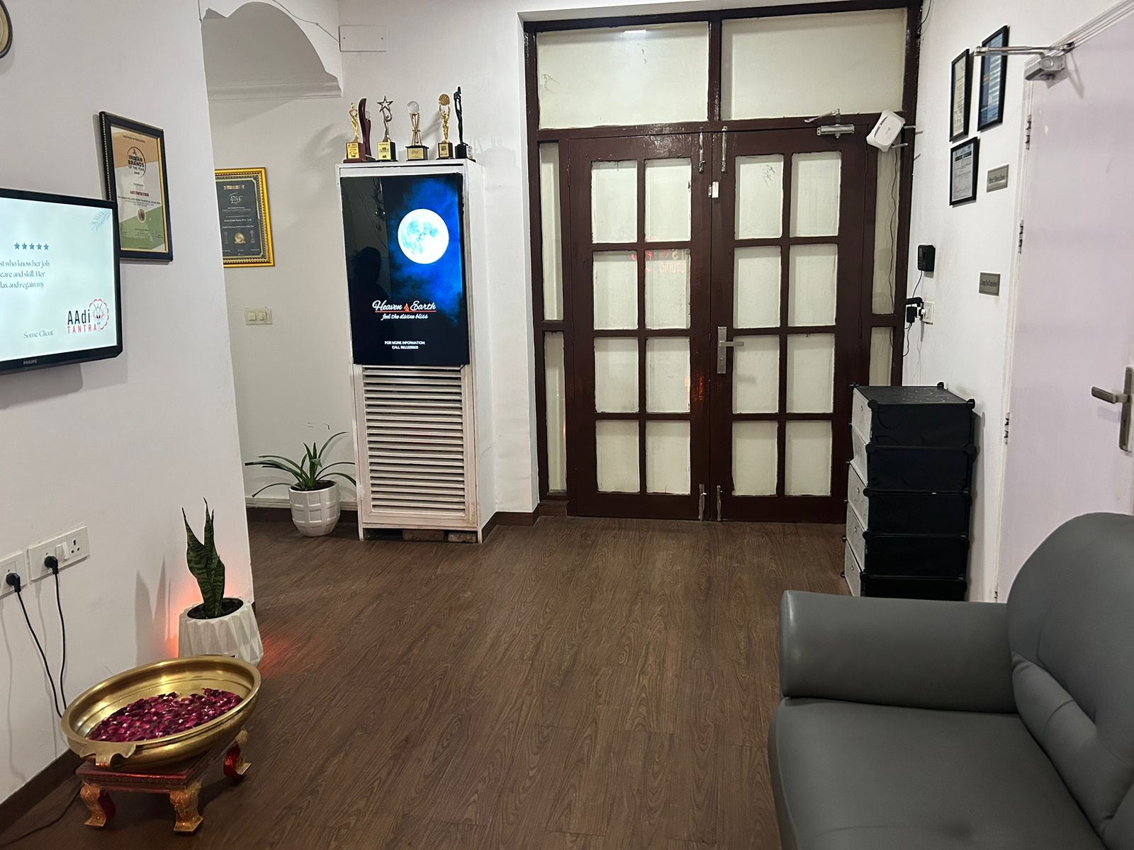 AAdi Studio Entrance Setup